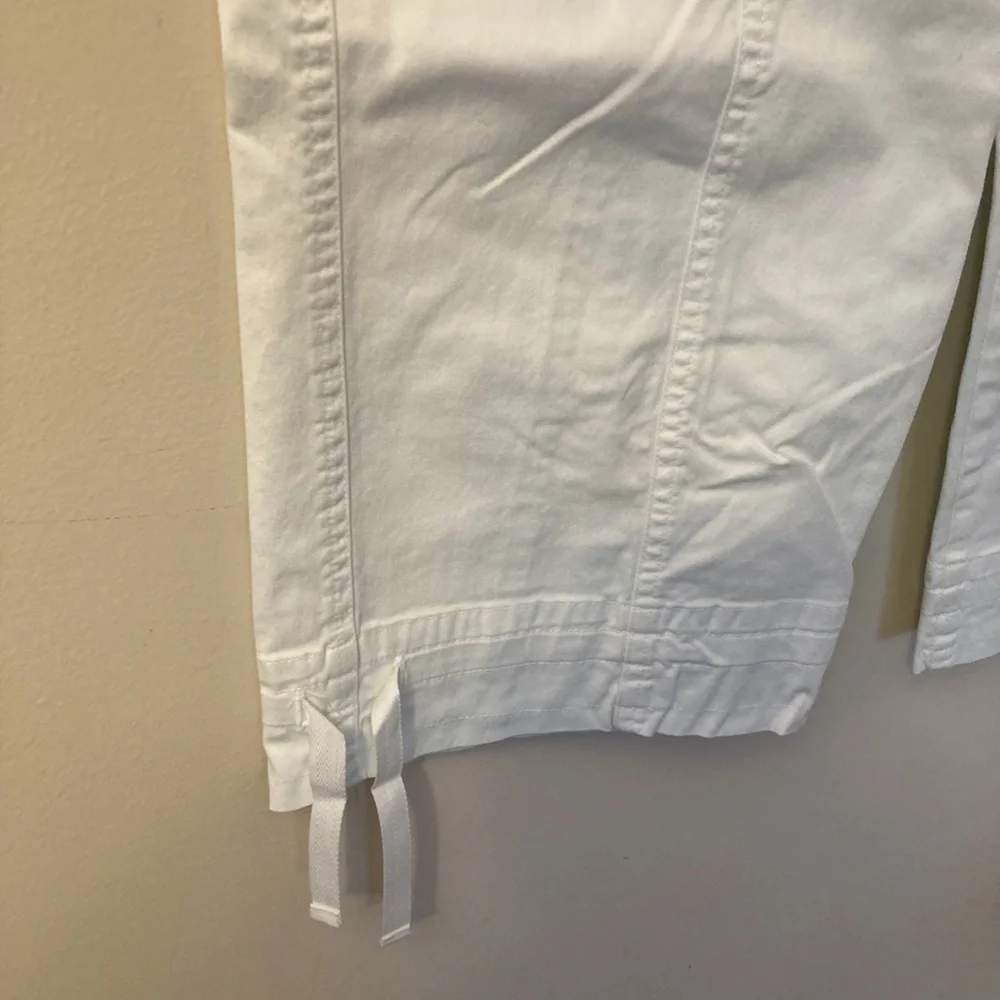 Westbound white cargo pants, size12. - Picture 5 of 6